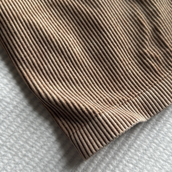 Washed Ribbed Crop Top - Picture 6 of 6